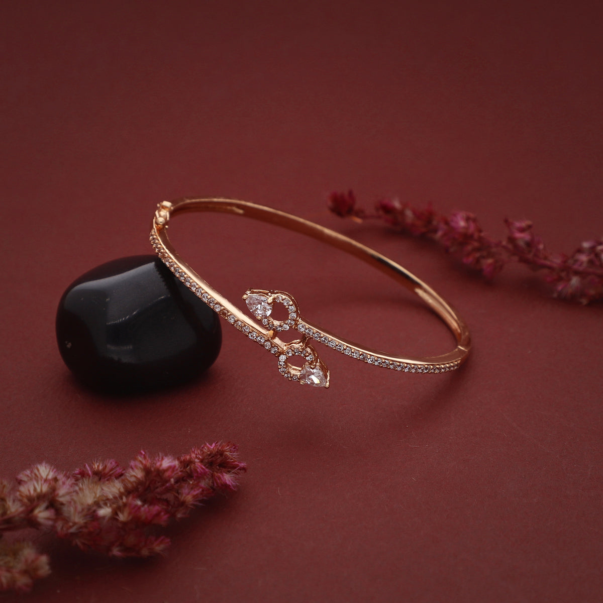Leaf Stone Bracelet