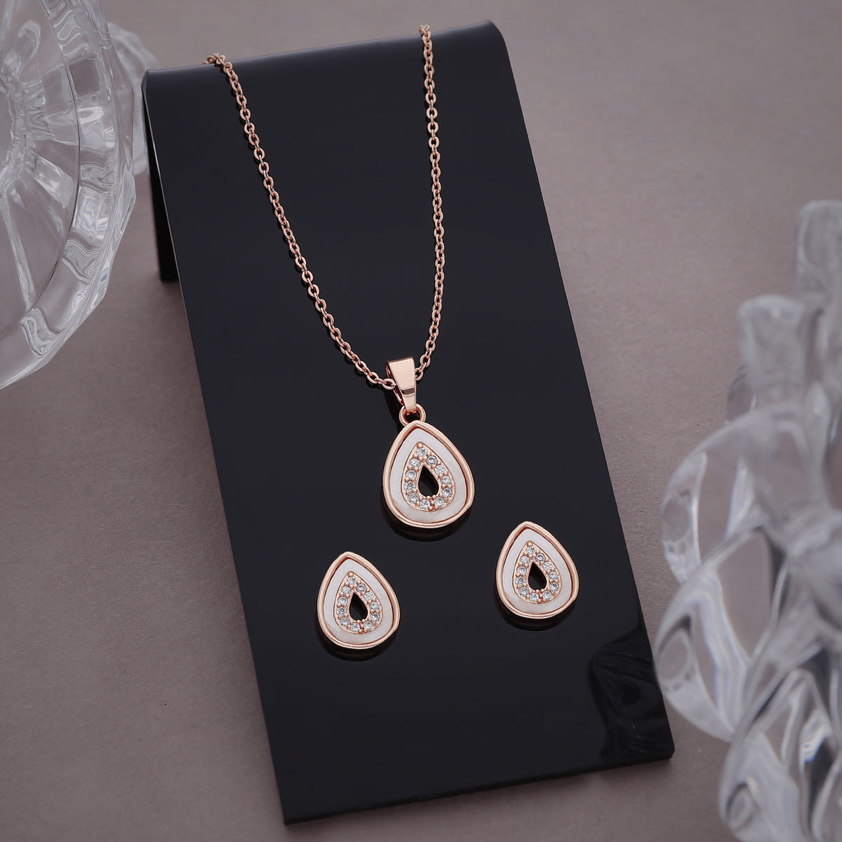 Teardrop Necklace Set