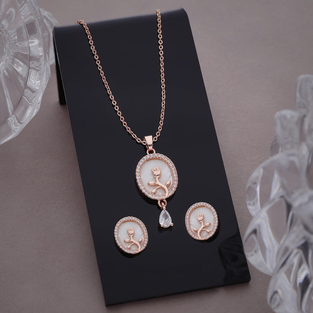 Rose Floral Necklace Set