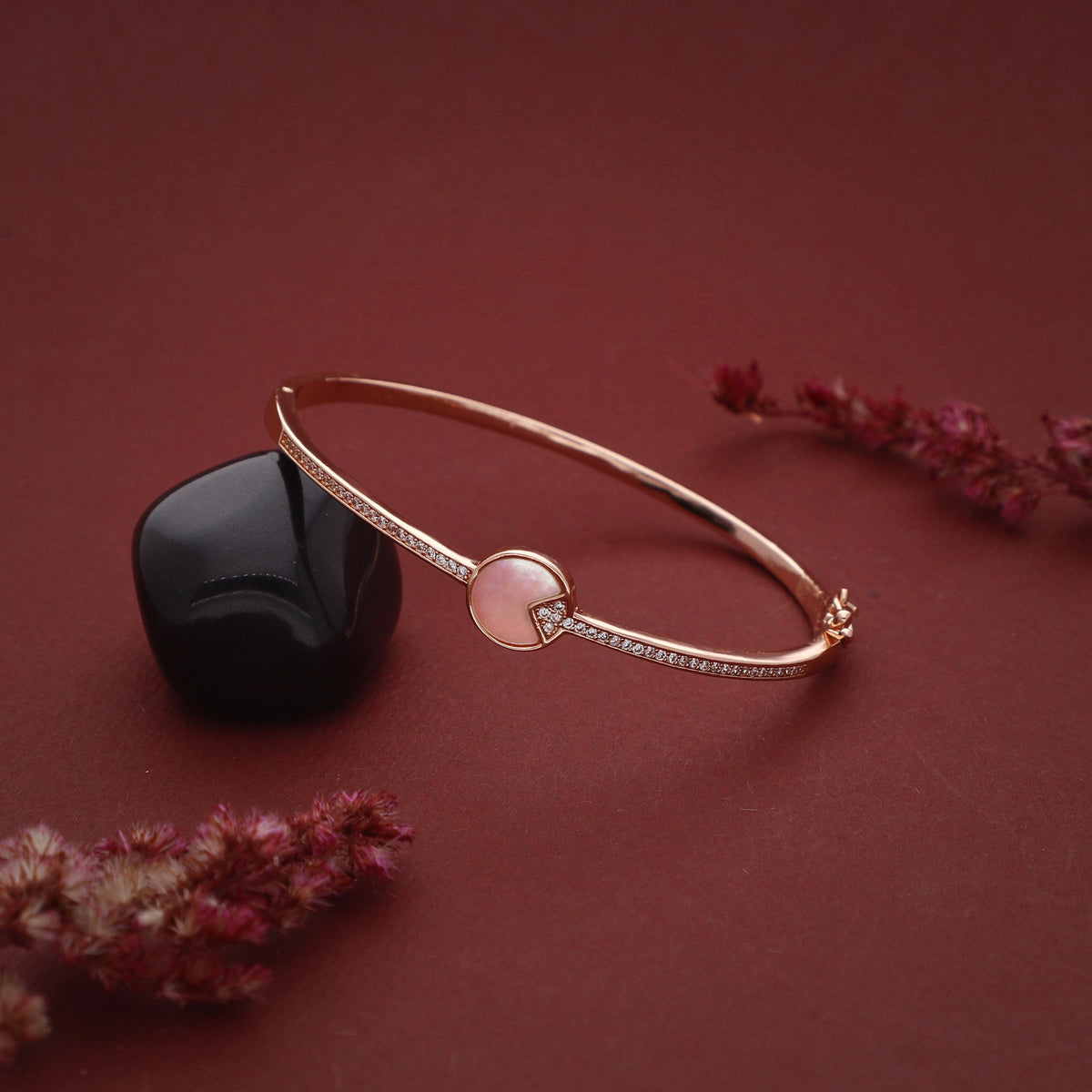 Round Stone Bracelet