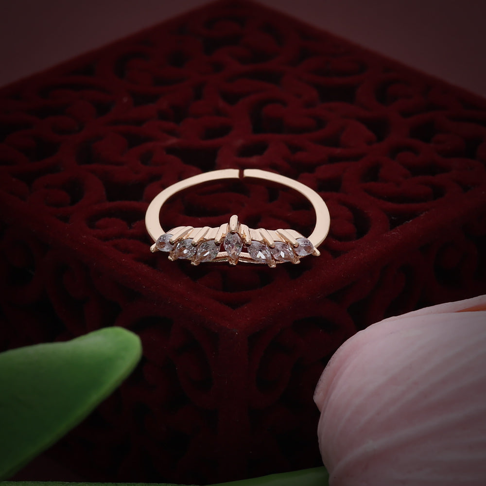 Rose Gold Cluster Detail Design Ring