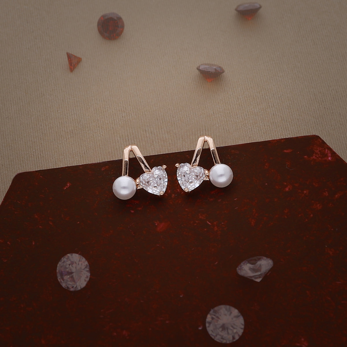 Pearl Heart Earring